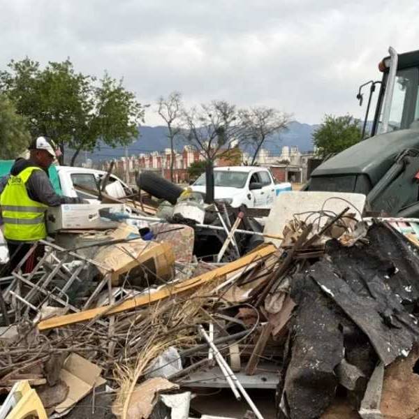 Avanza la lucha contra el dengue en la ciudad de  Salta con un nuevo descacharrado en la zona norte
