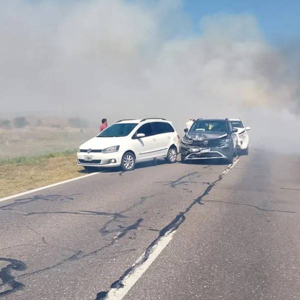 El humo de un incendio forestal provocó un choque múltiple en una ruta a la altura de Rosario de la Frontera