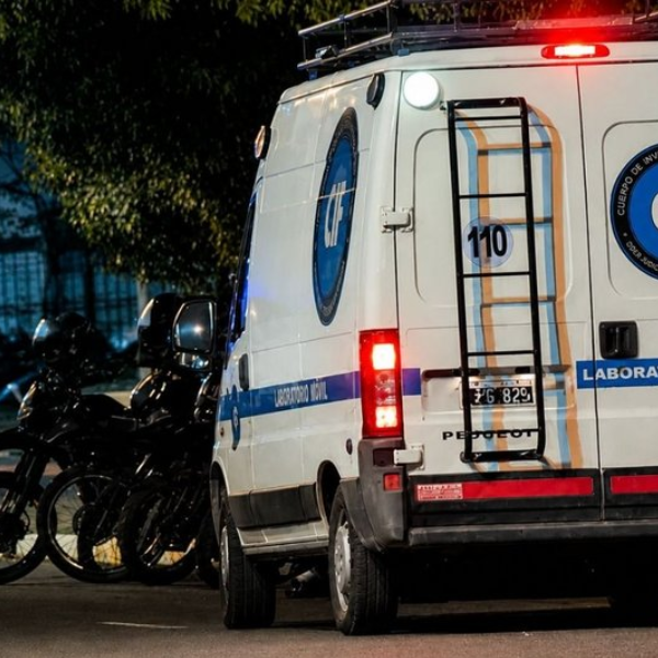 La policía salteña herida por su expareja aseguró que el ataque a balazos ocurrió tras rechazar una reconciliación