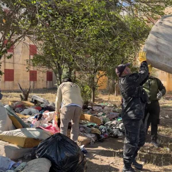 Operativo en barrio Santa Lucía: Desalojan una ocupación ilegal y recuperan un espacio público cerca del ingreso a Progreso