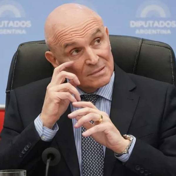 Lavado de dinero: Trabajadores informales y “arbolitos” digitales desfilaron ante la Justicia y complicaron a Espert