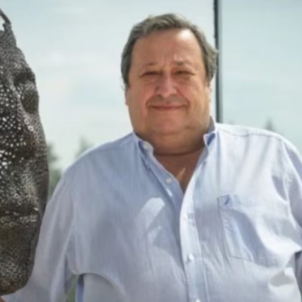 En Santa Fe un empresario reparó parte de la colectora de una ruta y Vialidad Nacional lo intimó para que rompa lo que arregló