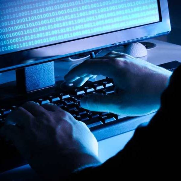 En un operativo nacional de lucha contra la pedofilia digital detuvieron en Salta a un joven con imágenes de abuso sexual infantil