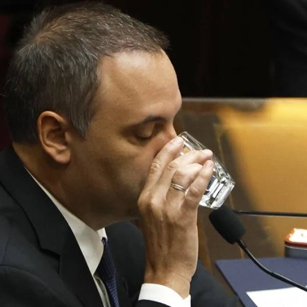 Adorni demora la declaración jurada porque teme que le aparezca otro 