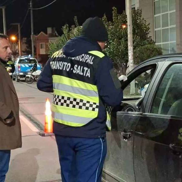 En un operativo de Tránsito en barrio El Huaico secuestraron 27 vehiculos por graves infracciones