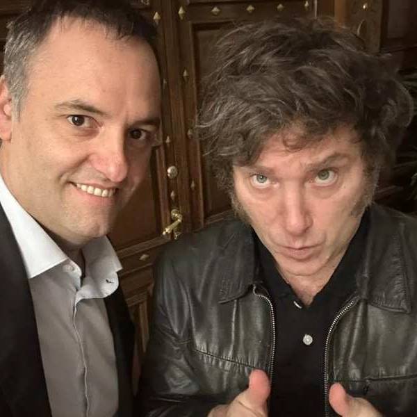 Un informe detectó inconsistencias en el patrimonio de Manuel Adorni