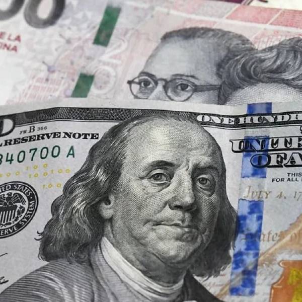 Un economista muy cercano a Milei cuestionó el precio del dólar y abrió el debate sobre el modelo de Caputo
