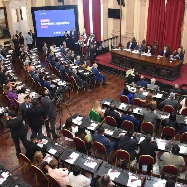 El reclamo de la gente se hizo sentir y Diputados trataría un pedido de intervención en La Merced tras la muerte de un niño