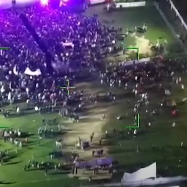 Fiasco de Milei en el acto de cierre de campaña en Moreno, no llenaron ni media  cancha