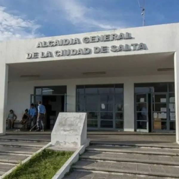 Por la muerte de Javier  Saavedra suspendieron a cuatro efectivos de la Alcaidía