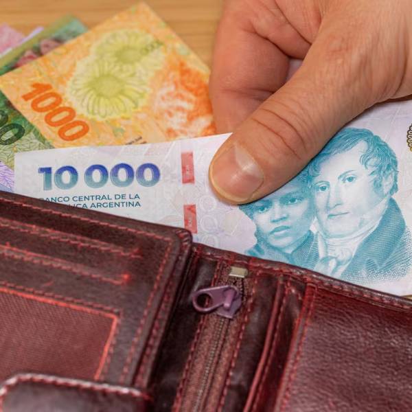 Casi 8 de cada 10 trabajadores del sector privado de Salta perdieron contra la inflación