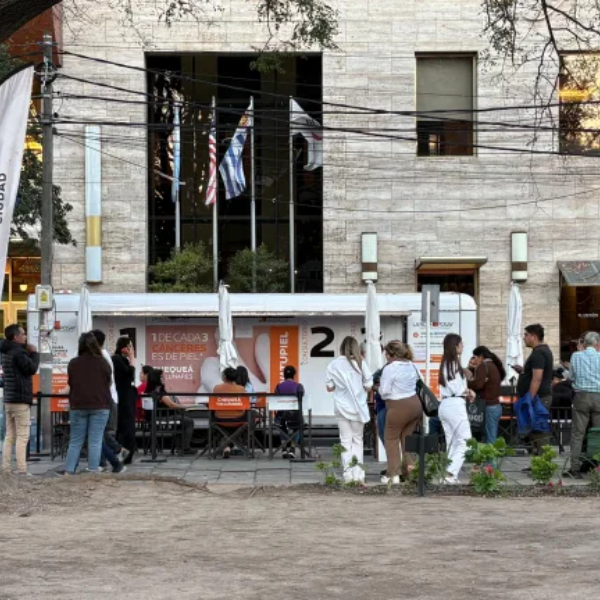 Más 300 personas se realizaron controles de lunares en la ciudad de Salta