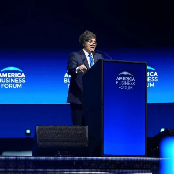 Ultimátum del grupo inversor Pimco a Milei, le exigió que libere el dólar: 