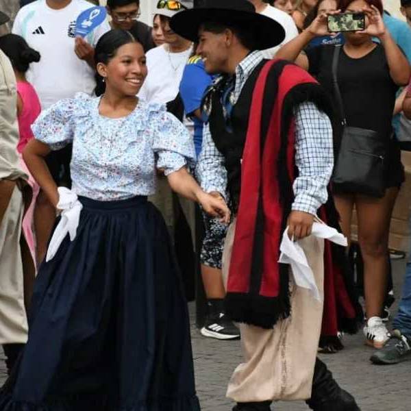 La música y la tradición continúan con una nueva fecha de ‘Salta, Ciudad de las Peñas’