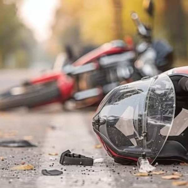 Un motociclista perdió la vida tras colisionar con un camión en la ruta que une La Merced y El Carril