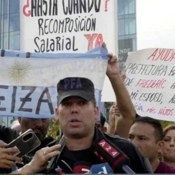 Histórica protesta de las Fuerzas Federales a Milei: reclamo salarial y malestar pese al bono del Gobierno