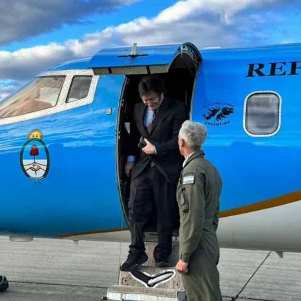 Javier Milei inicia una gira internacional por España, Paraguay y EEUU para hablar del 