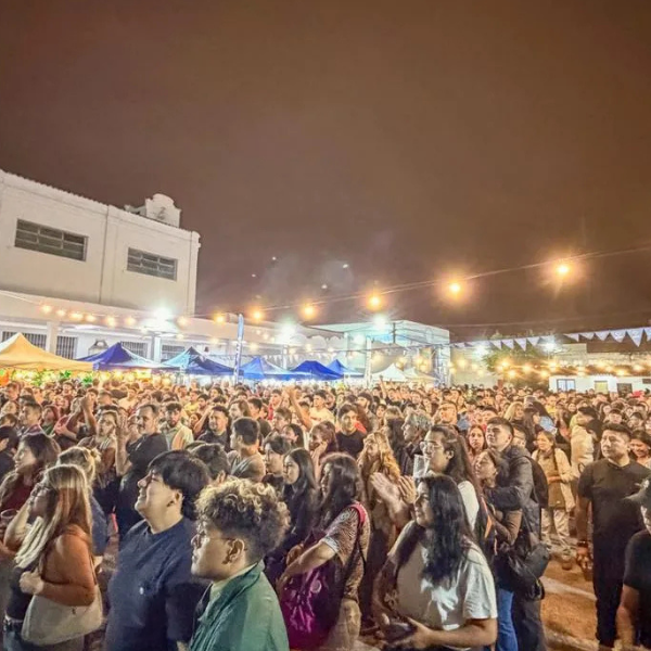 Entre festejos, teatro y experiencias únicas, vecinos y turistas vivieron un gran fin de semana largo en la ciudad de Salta