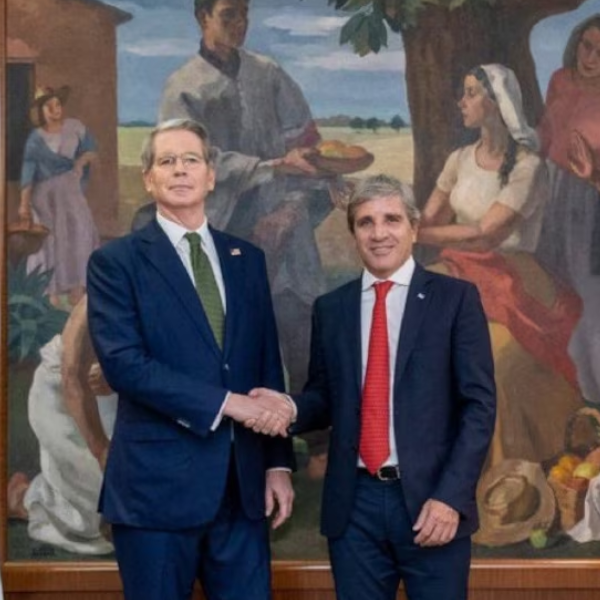 Desde el Gobierno de Estados Unidos aclararon: “No estamos poniendo dinero en la Argentina, le estamos dando una línea de swap”