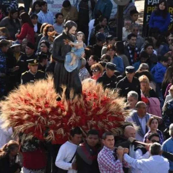 El Santo del Pan y del Trabajo San Cayetano une a los Salteños en un Canto de Fe y Gratitud