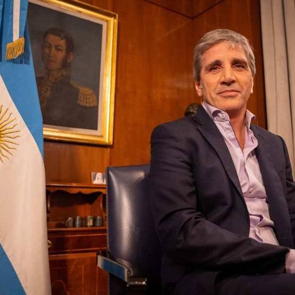 Toto Caputo, sobre la morosidad en familias: “Hay que separar la empatía de la política pública”