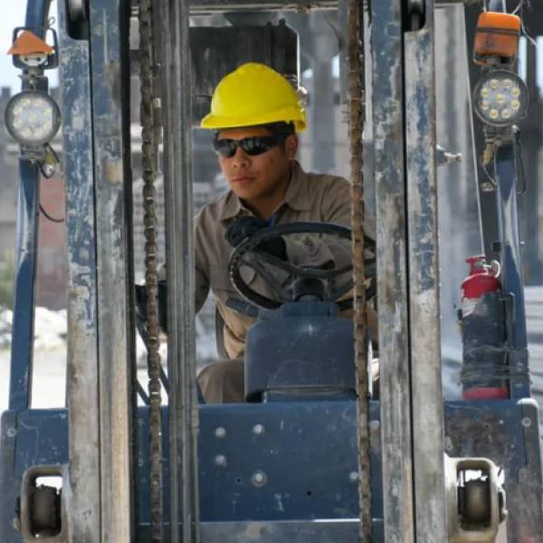 Salta perdió más de 11 mil puestos de trabajo en blanco y 450 empleadores en 19 meses