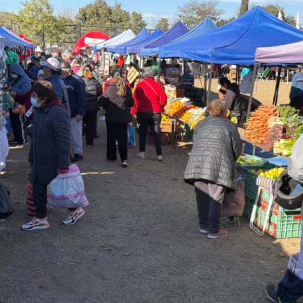 Exitosa edición de El Mercado en tu Barrio” en zona este: cientos de vecinos accedieron a ofertas de productos y servicios  gratuitos