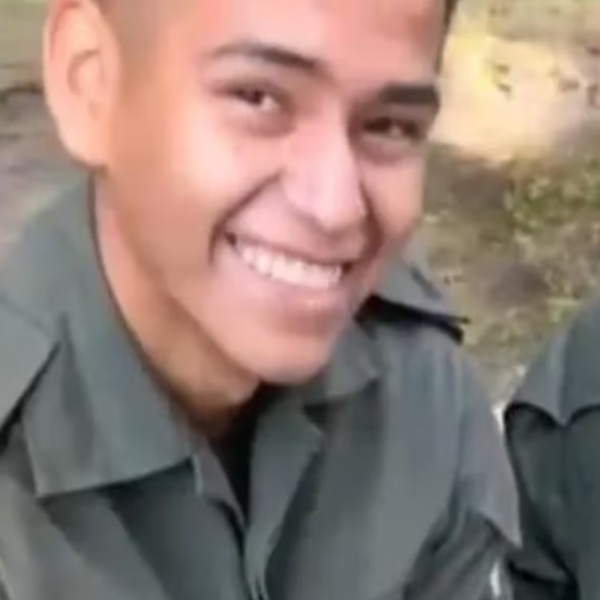 En Santiago del Estero un gendarme oriundo de Salta golpeó a su pareja, también salteña. Ella logró escapar y el se ahorcó