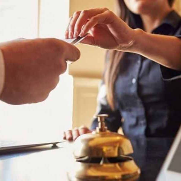 Padre e hijo fueron acusados por estafas: Se hospedaban en Hoteles de Salta y se iban sin pagar