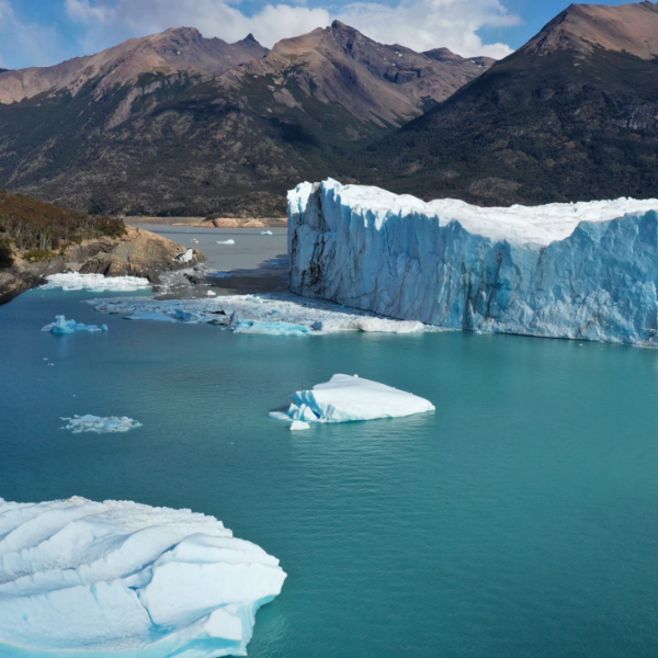 Greenpeace lanza una demanda colectiva por la Ley de Glaciares: 