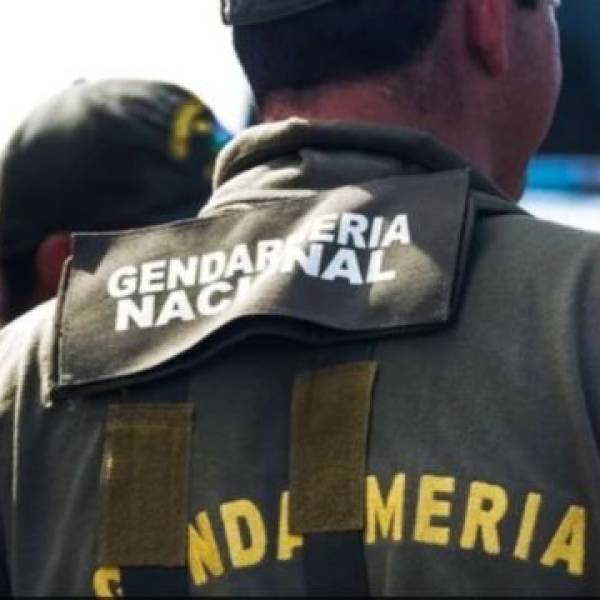 Alerta en Aguas Blancas: El interventor advierte que los bajos salarios vuelven vulnerables a las fuerzas federales frente al narco