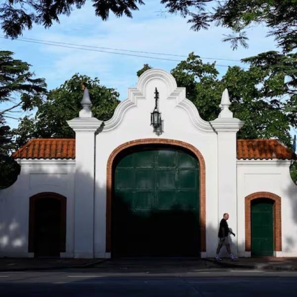 Denuncian un desvío de alimentos de la Quinta de Olivos a una empresa de catering