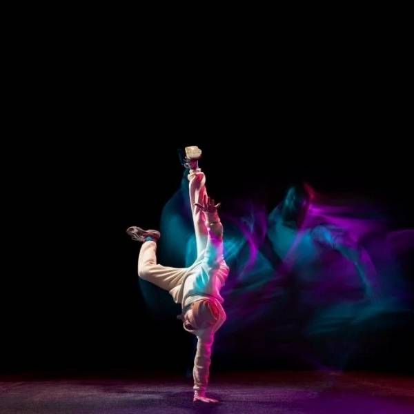 Llega a la ciudad de Salta una competencia de baile de reggaetón y pop para jóvenes de 5° año