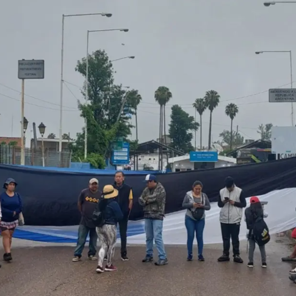 Continúa la contaminación de aguas servidas desde Bolivia a la localidad salteña de Salvador Mazza