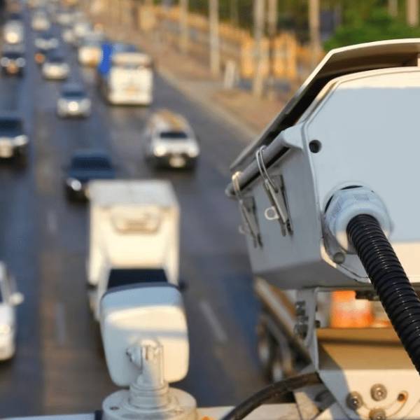 Respetá las normas: A partir de noviembre la Circunvalación Oeste tendrá nuevas cámaras fiscalizadora de velocidad