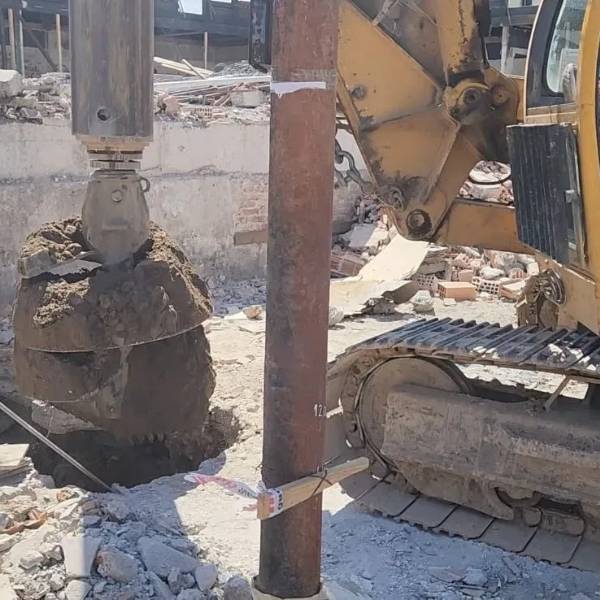 Mercado San Miguel, se concretó la 1ra etapa de perforación de suelo sobre calle Urquiza