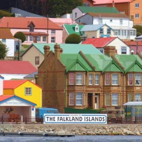 Un grupo de isleños piden prohibir el ingreso de argentinos a Malvinas tras los banderazos