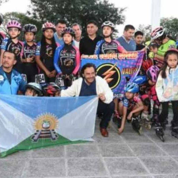 Gustavo Sáenz anunció la construcción de la primera pista de patinaje internacional de Salta
