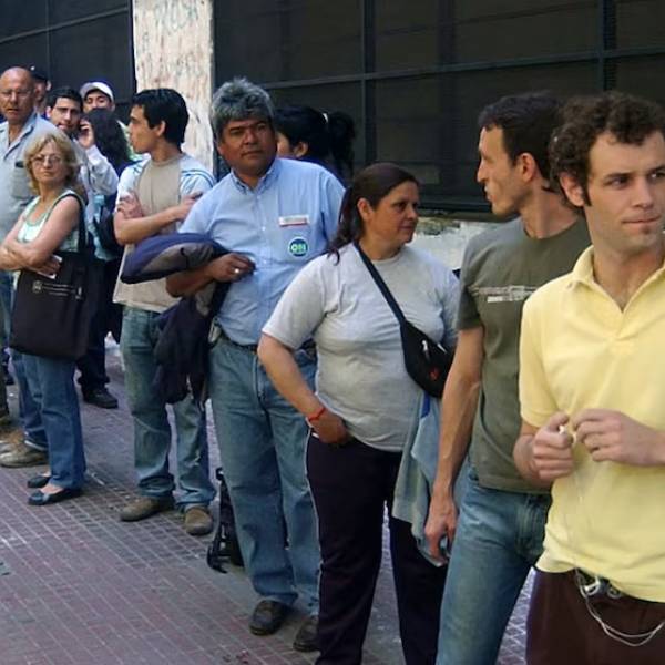 El creciente desempleo es la mayor amenaza política para Javier Milei en la Argentina