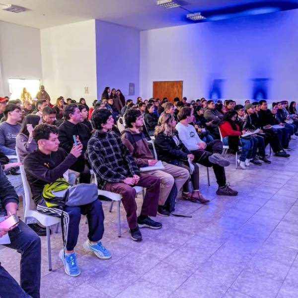 Gran convocatoria en la capacitación para futuros proveedores mineros