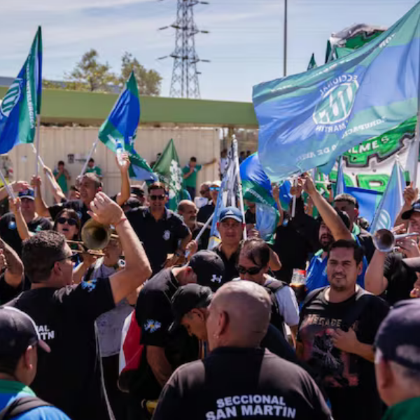 El salario sigue perdiendo: Mientras impulsa la reforma laboral, el Gobierno insiste en ponerle un tope de 2% a las paritarias hasta marzo