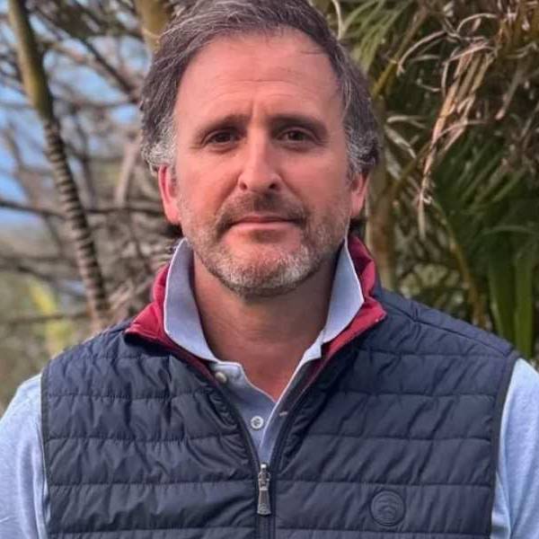 El senador libertario Joaquín Benegas Lynch festejó por 3 días su cumpleaños en una casa de lujo que no declaró al ARCA