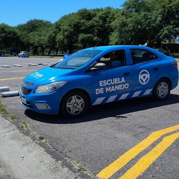 La Escuela Municipal de Manejo cambió su número de contacto