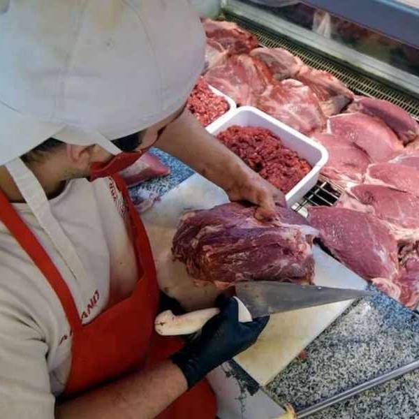El consumo de carne es el más bajo en más de 20 años y el derrumbe de la faena supera los dos dígitos