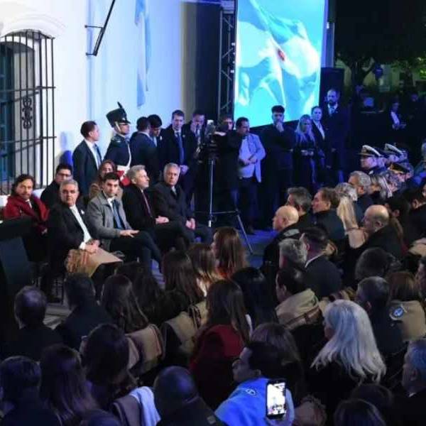 Día de la Independencia: Sáenz acompañó a Milei en la Vigilia Patria en Tucumán