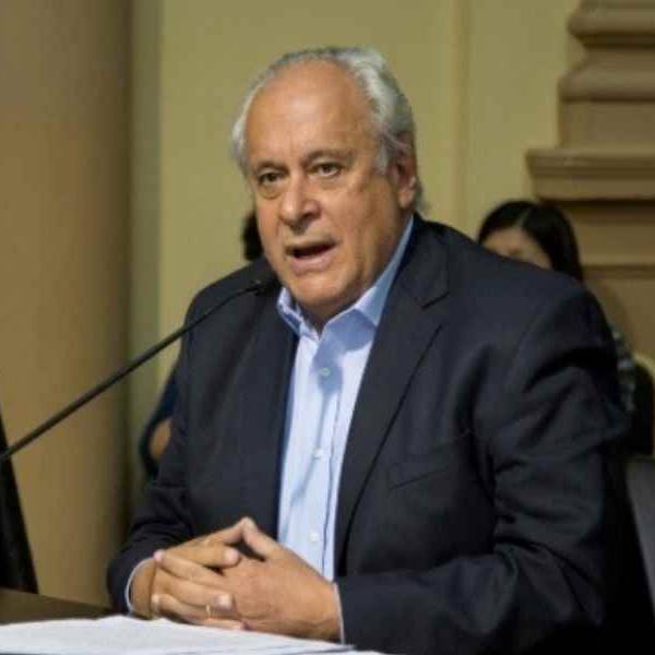 Un abogado laborista salteño asegura que “es una falacia pensar que una reforma laboral va a dar más trabajo”