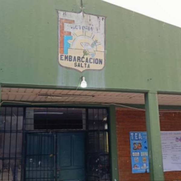Alarmante: Un alumno llevó un cuchillo a una escuela de Embarcación y amenazó a sus compañeros y a docentes