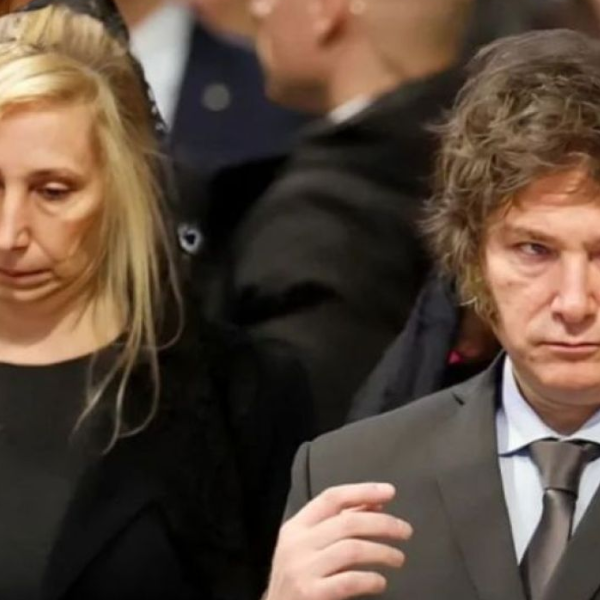 Estafa $LIBRA:  Una jueza de New York mantiene sospechas sobre Javier y Karina Milei