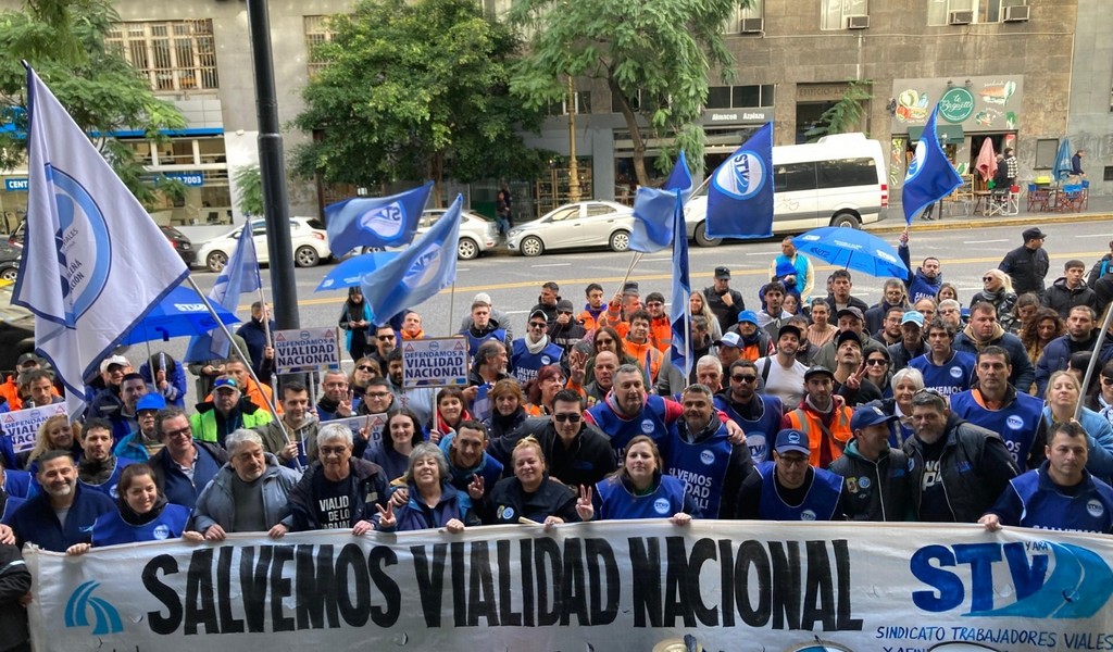 Por el cierre de Vialidad Nacional 176 trabajadores salteños  perderían sus puestos de trabajo