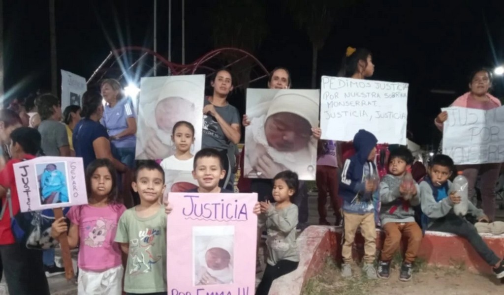 Por la muerte de una niña en el hospital de Pichanal suspenden a 2 médicos